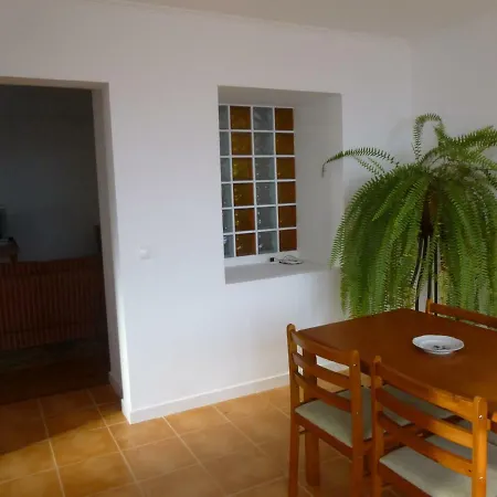 Casa Da Ladeira Понта-Делгада